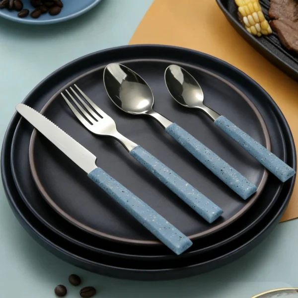 Custom Quality Flatware, Durable Wooden Grain Flatware Set in Bulk